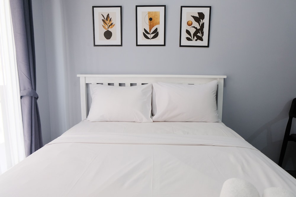Minimalist Studio At Grand Asia Afrika Apartment, Bandung - 10