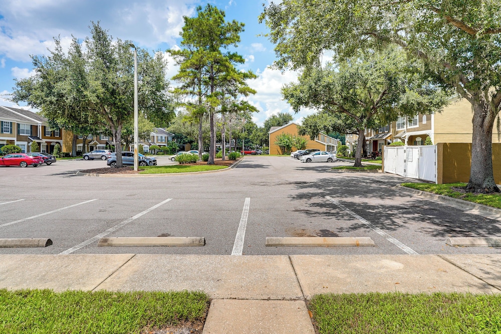 Shop, Golf & More: Family Retreat in Wesley Chapel