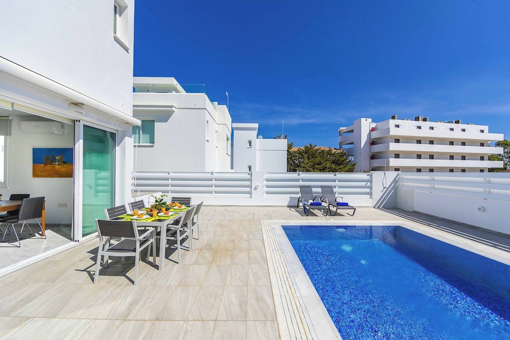 Villa Araella