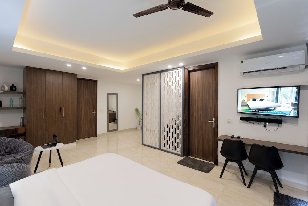 Housr Sector 54 Suncity Gurgaon