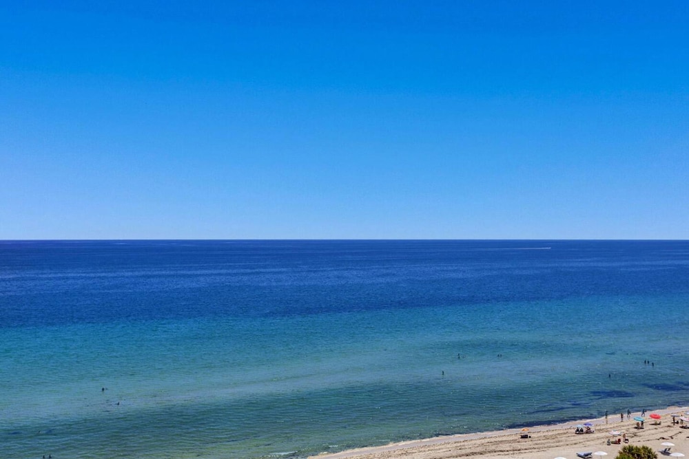 Beautiful 1 1 Beach View 14 Floor