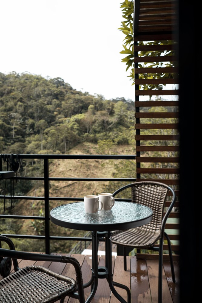 Gaia glamping