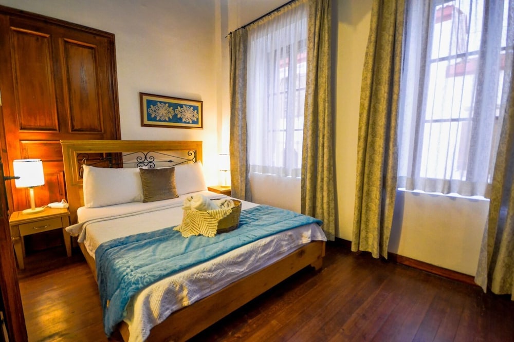 Aliye Hanım - Image 28