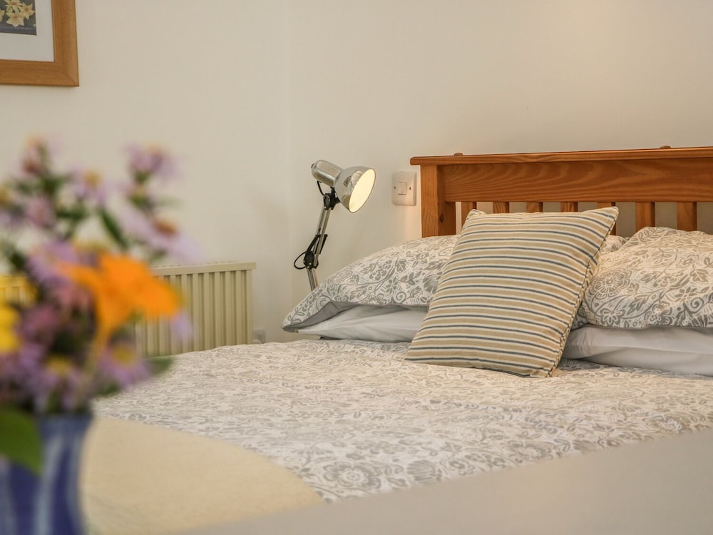 Yelverton Vacations - The Daffodil Shed - Property Image 25