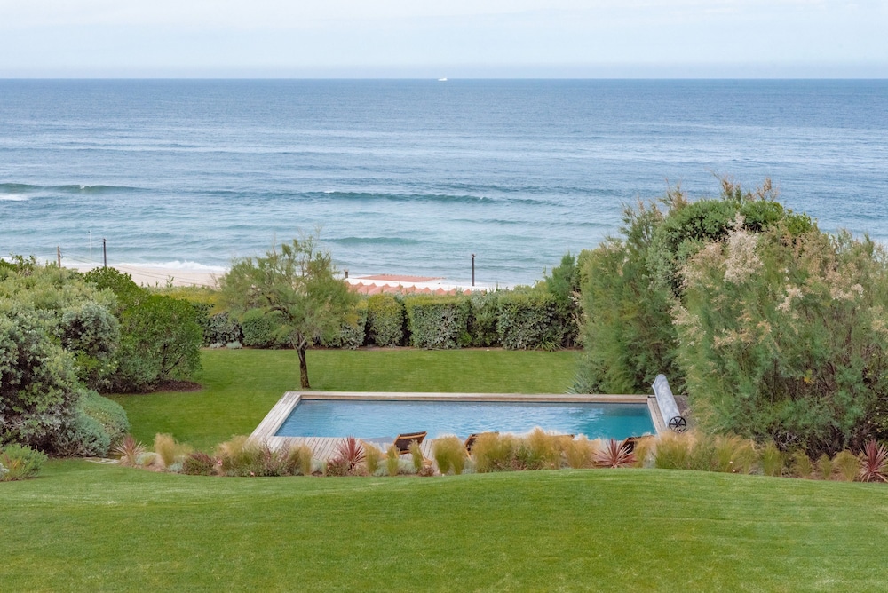 Beachfront Recluse by Cadenzalux