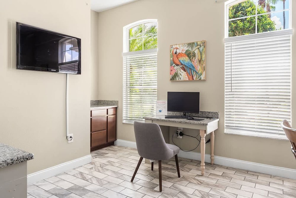 Harry Potter Themed 3 BR