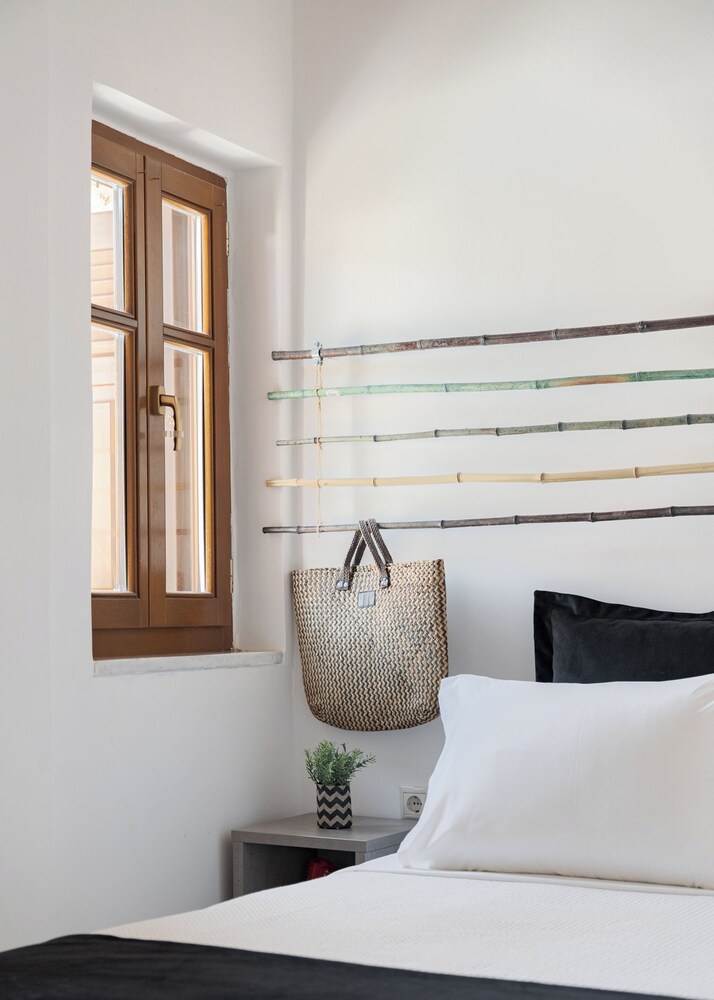 Aura Seafront Villa