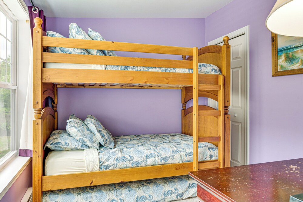 1 Mi to Beach: Cottage w/ Pool Access in Wells