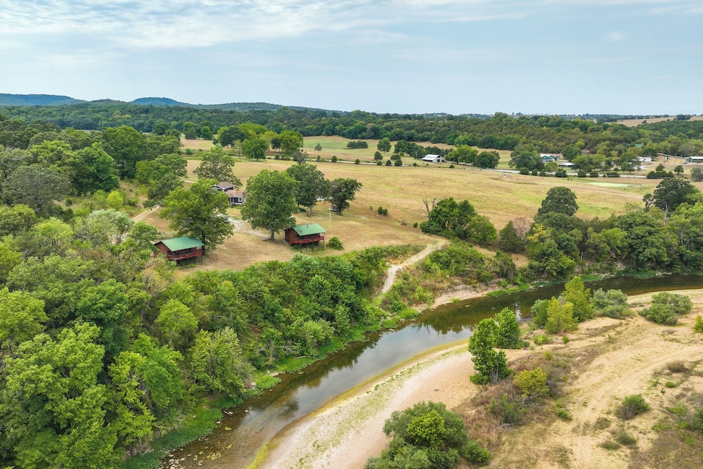 Riverfront Berryville Retreat w/ Fire Pit & Bbq! view 5