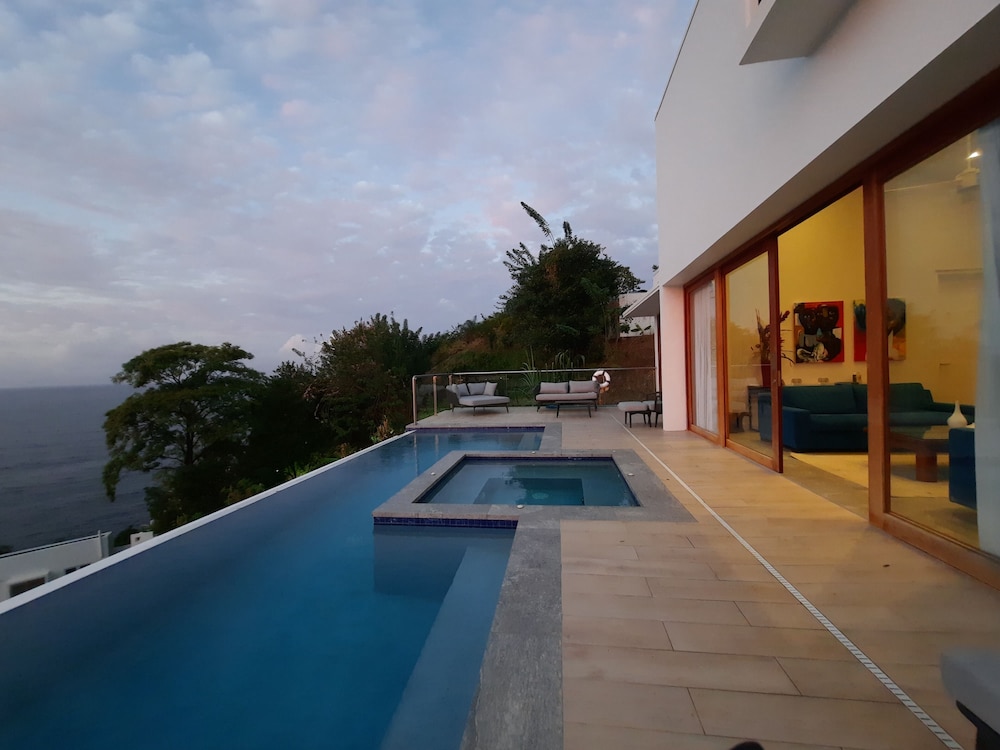 Villa Being - Tobago Luxury B&B