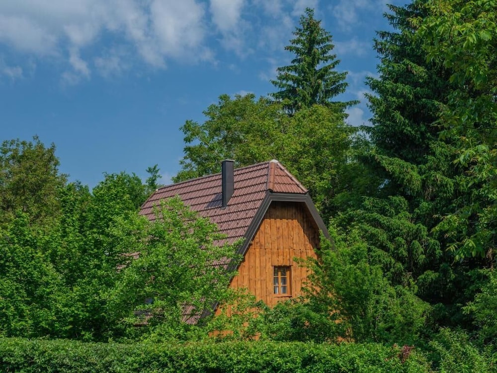 Yeti Cabin