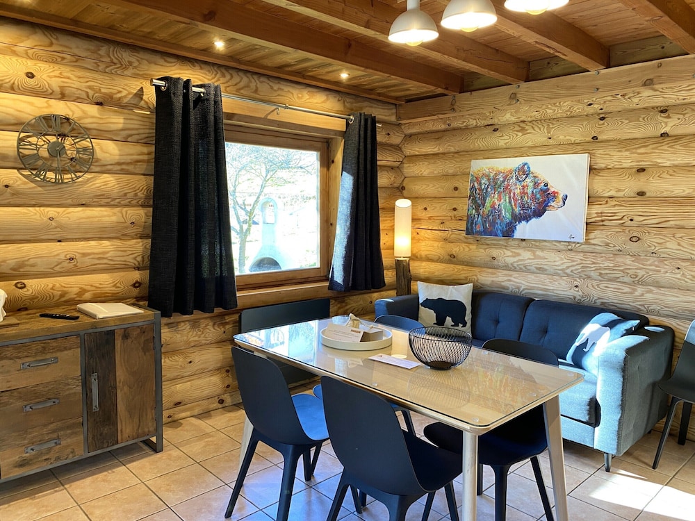 L'ours Blanc Chalet en Rondins