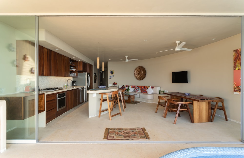 Punta Majahua Condos