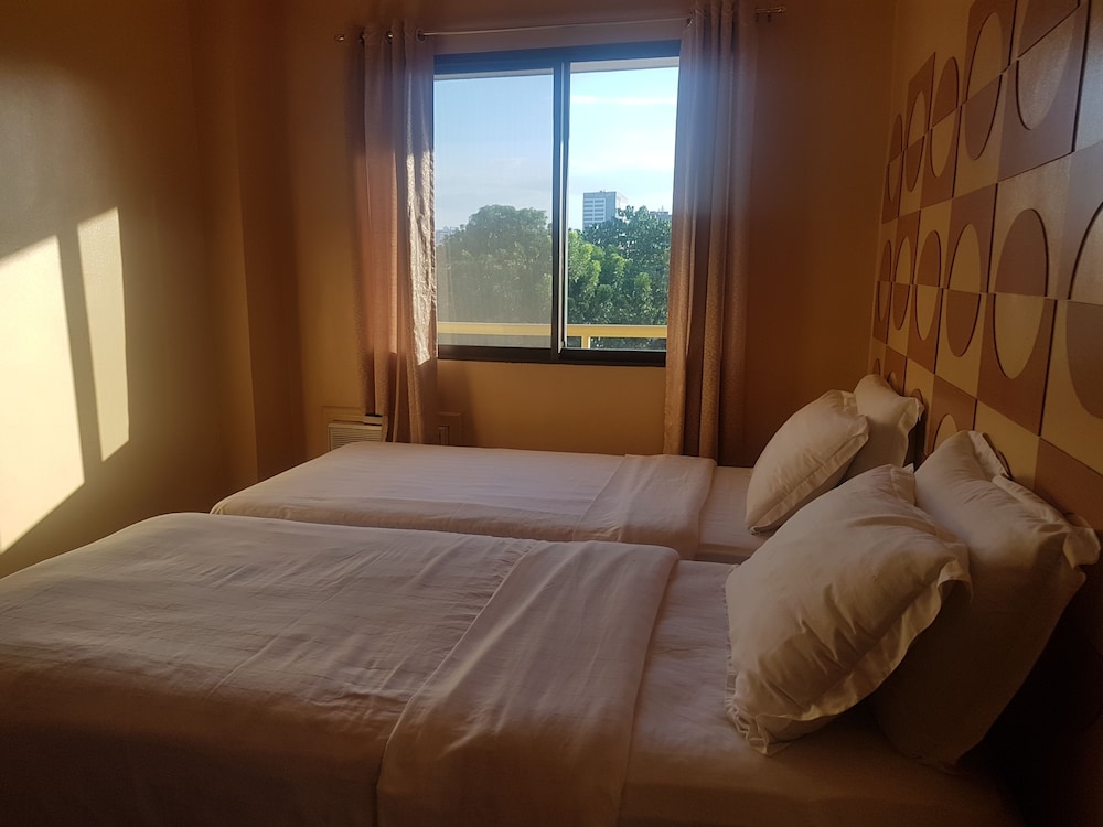 TSC Suites by Eastland Residences