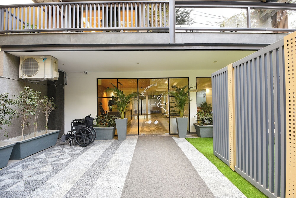 FabHotel Hygge Stay