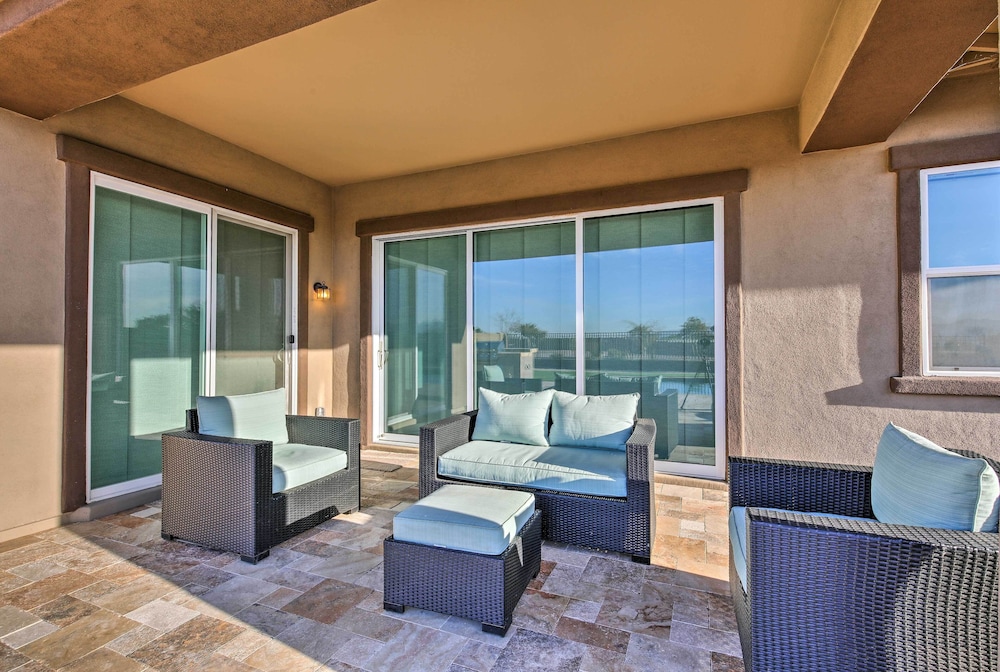 Gorgeous Litchfield Oasis ~ 6 Mi to Luke AFB