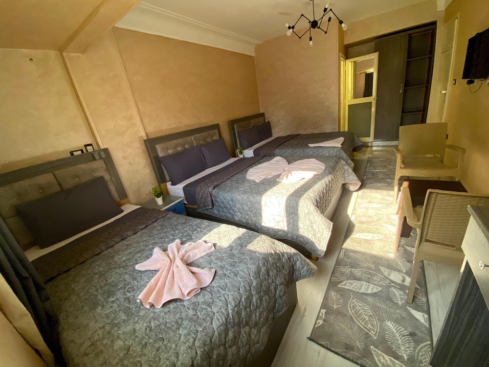Sunset Hostel