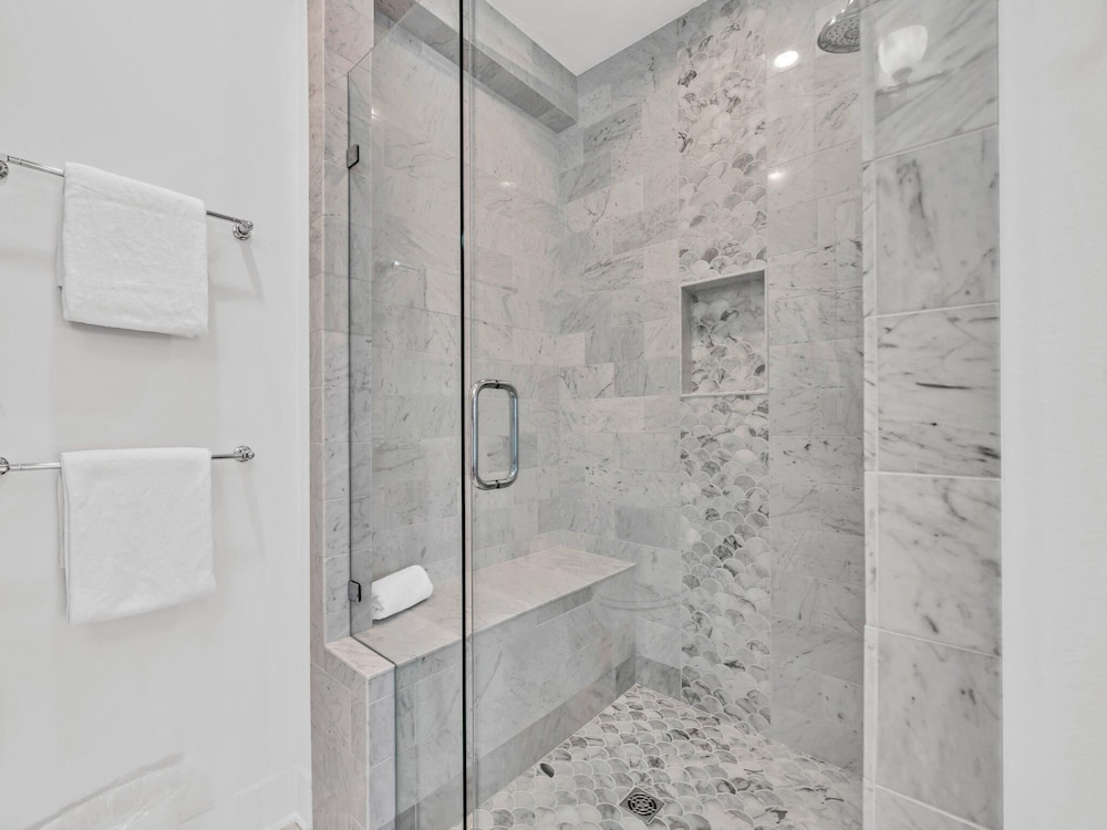Blue Mountain Beach Villas 5A