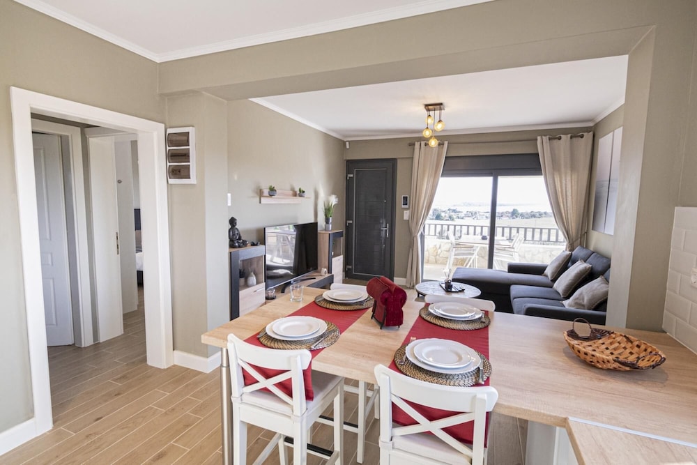 Villa Anna by Travel Pro Services view 5