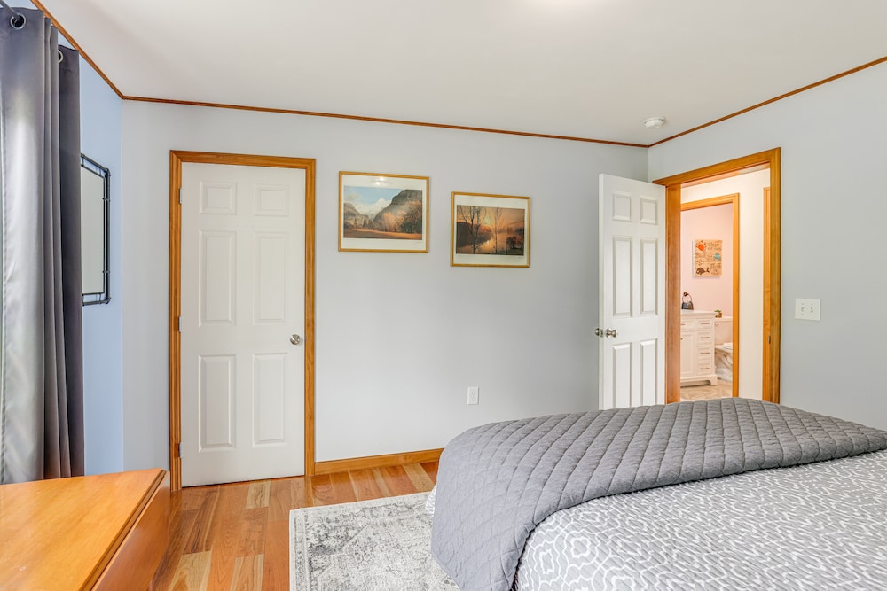 Views of Canandaigua Lake: Middlesex Retreat! view 5