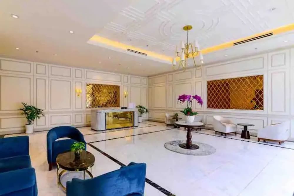 Prestige Saigon Royal - Modern Apartment