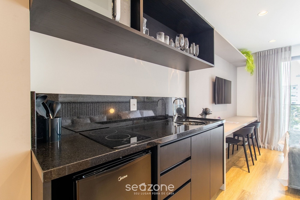 Studios With Side Sea View at Penha Spot PSO - L