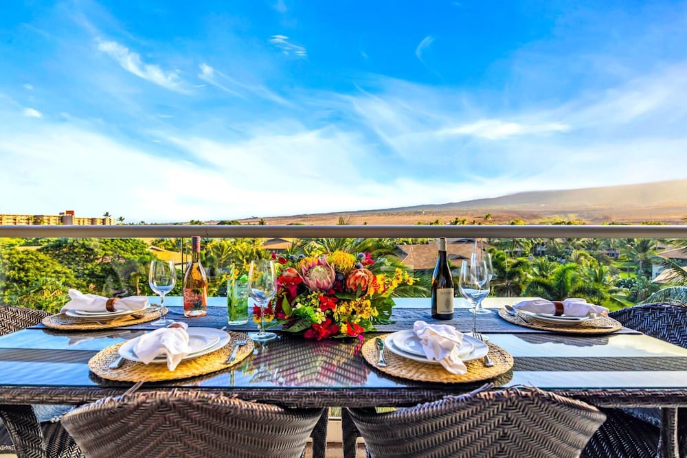 Honua Kai Konea 2 Free Rental Cars KBM Resorts Massive Lanai 2 Units, 3 Bedrooms Ml-1433