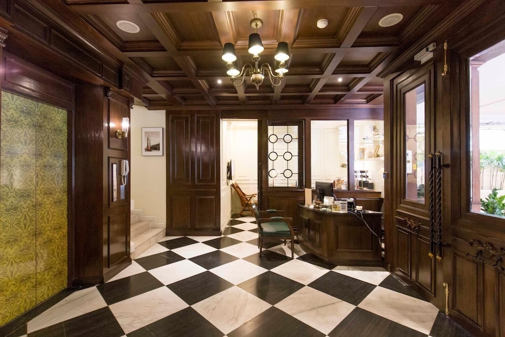 LA49 Hotel