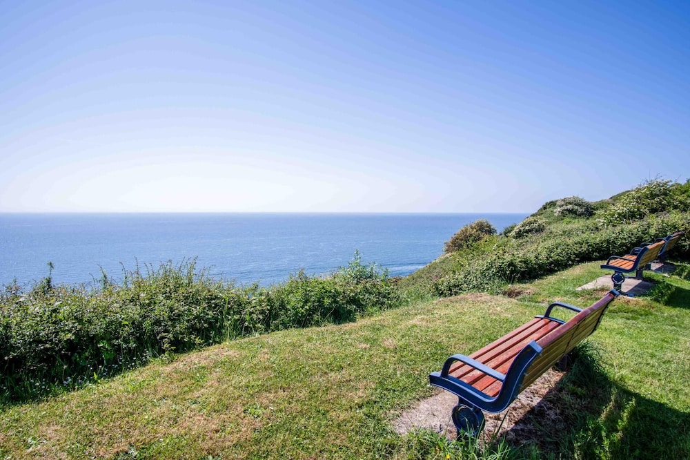 Cosy Cottage - 2 Bedroom Cottage - Mumbles