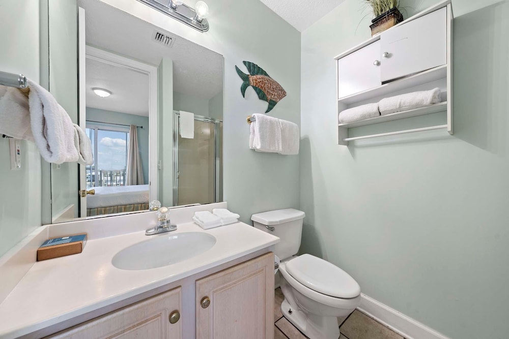 Island Royale 606