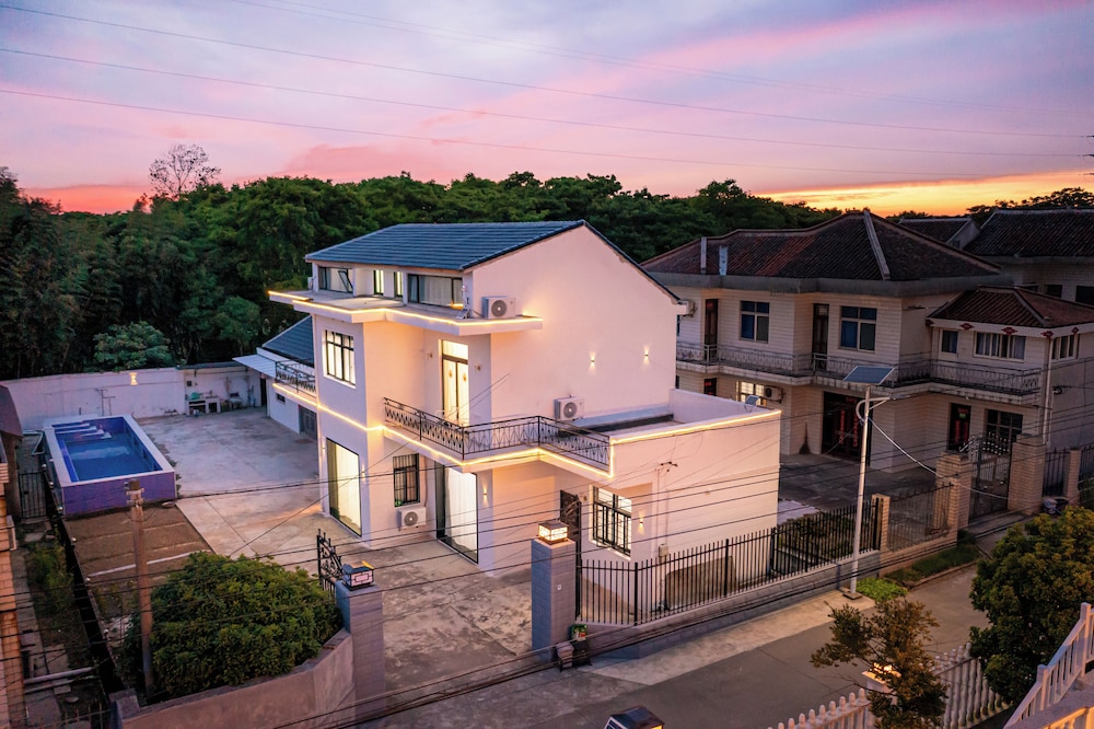 Sea of Stars country homestay