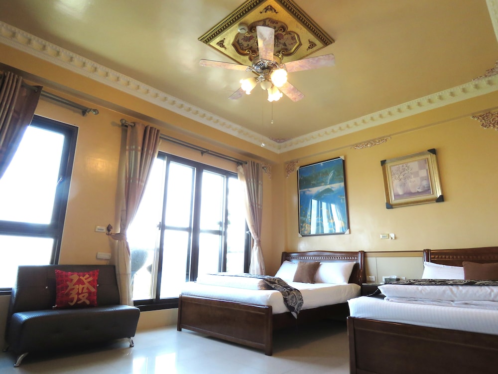 Ilan Tou Cheng Whale Watching Homestay