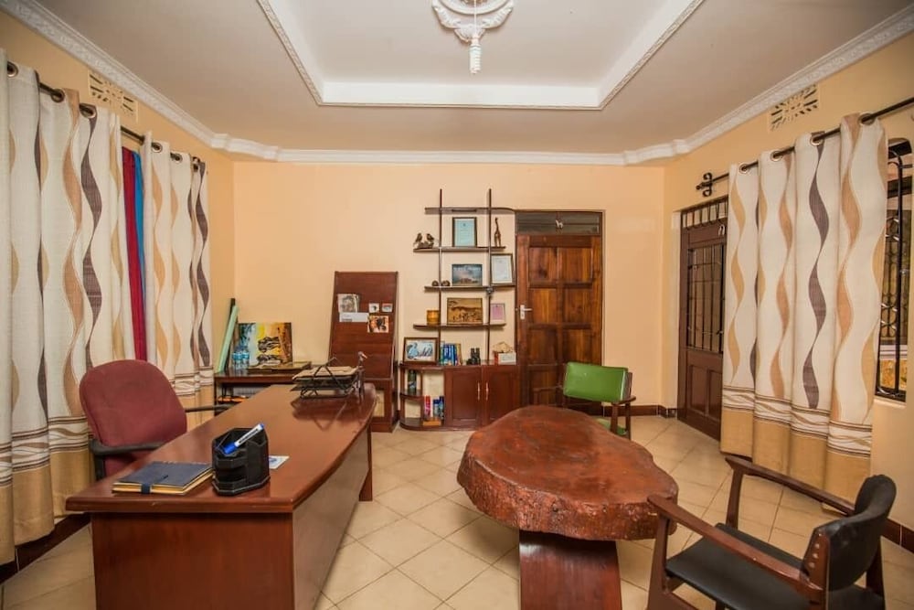 Kilimanjaro Peak - Hostel
