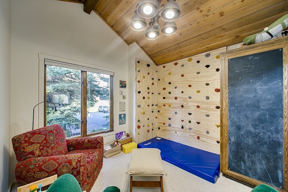 Teleidoscope Retreat - Property Image 11