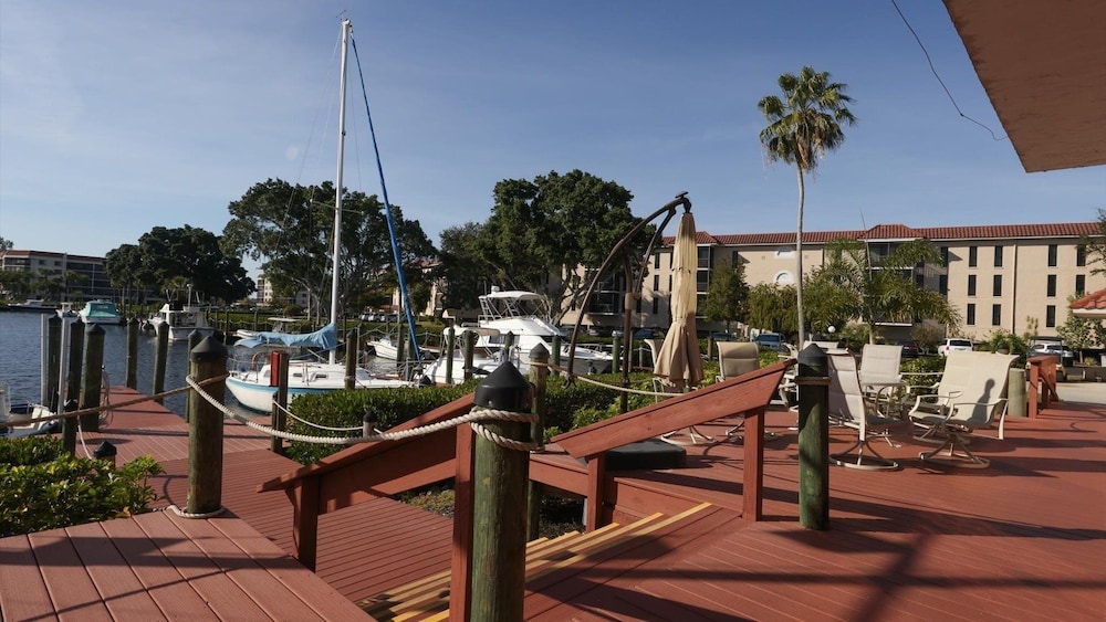Quiet Condo Near Downtown Punta Gorda 2 Bedroom Condo