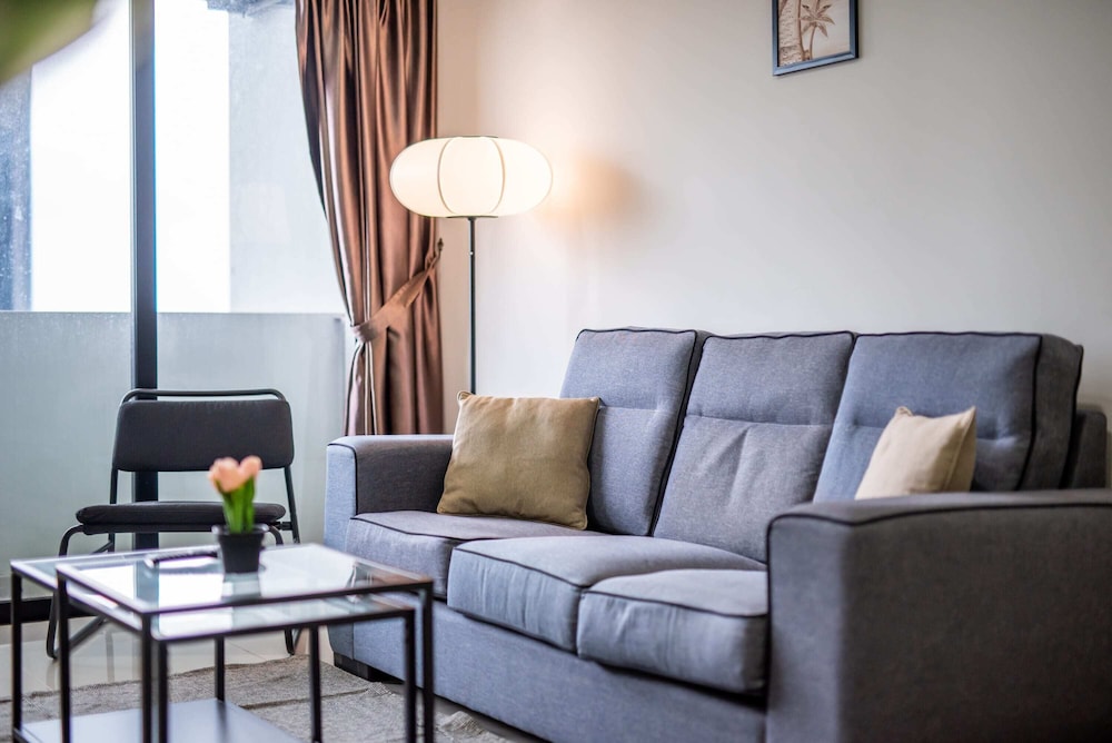 A Lovely & Comfy Suite at Suasana Suites JB 11