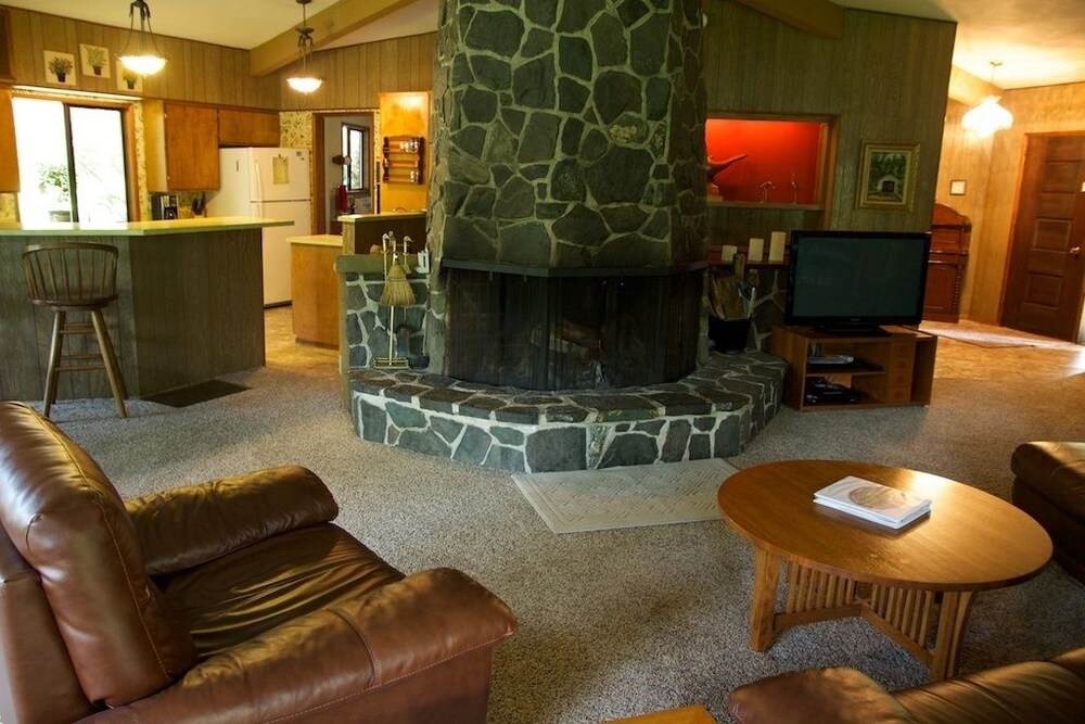 The Wayfarer Resort
