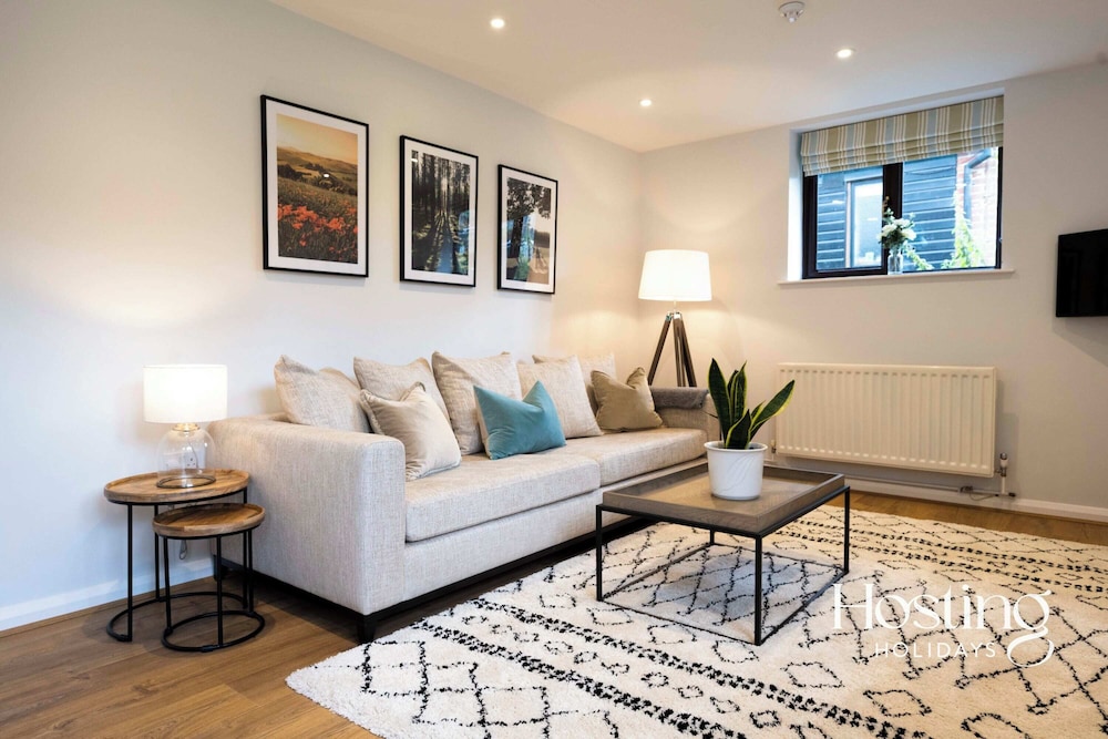 Walkers Lodge In The Heart Of The Chilterns With Incredible Views