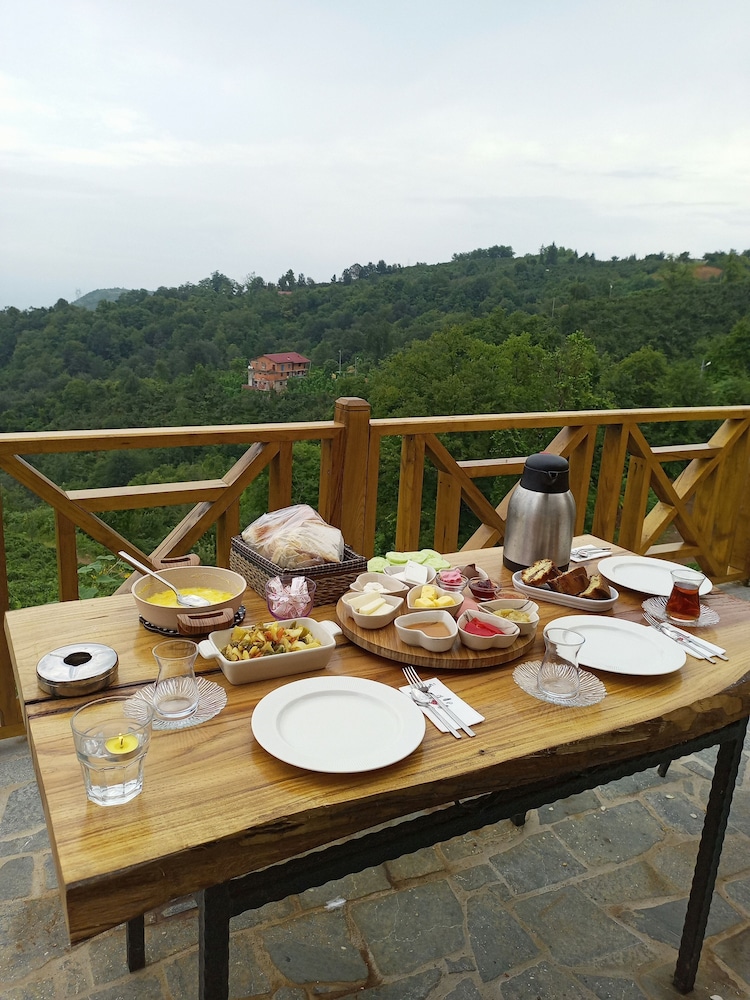 Pamira Bungalow view 4