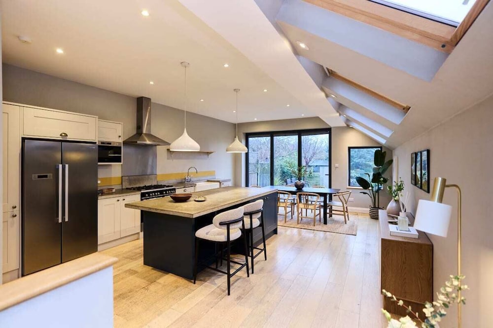 The Harlesden Haven - Stunning 4bdr With Garden