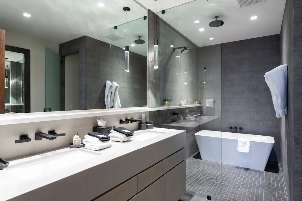One Empire Pass Lodge at Deer Valley Resort - Three Bedroom Residence #404 3 Condo