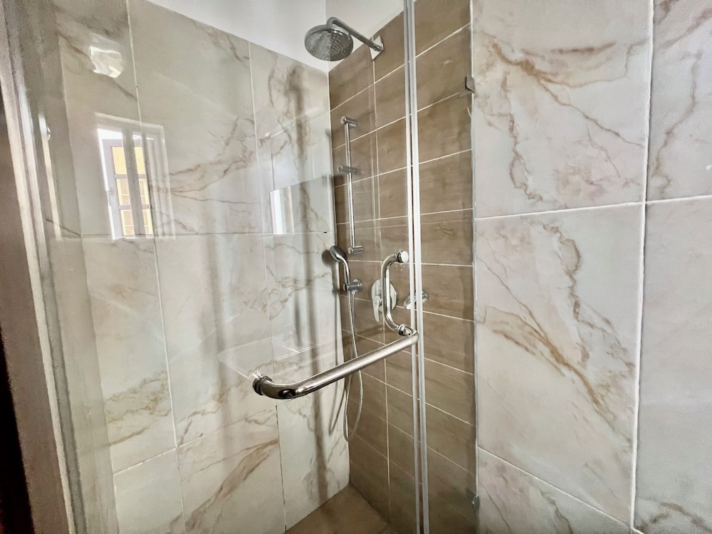 FURNISHED APARTMENTS Duplex