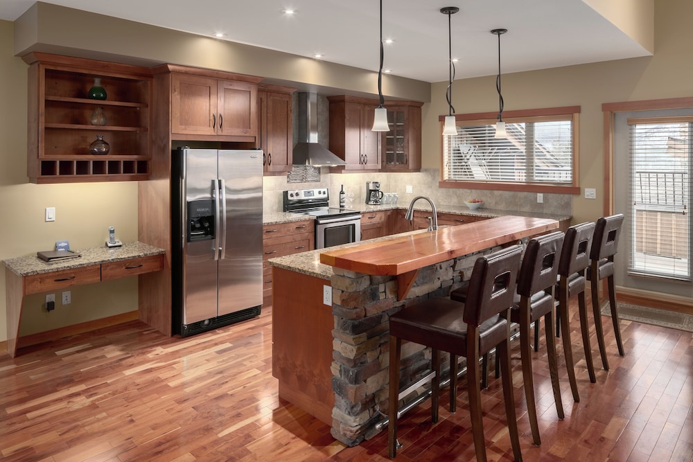 Fairmont Creek Property Rentals The Residences