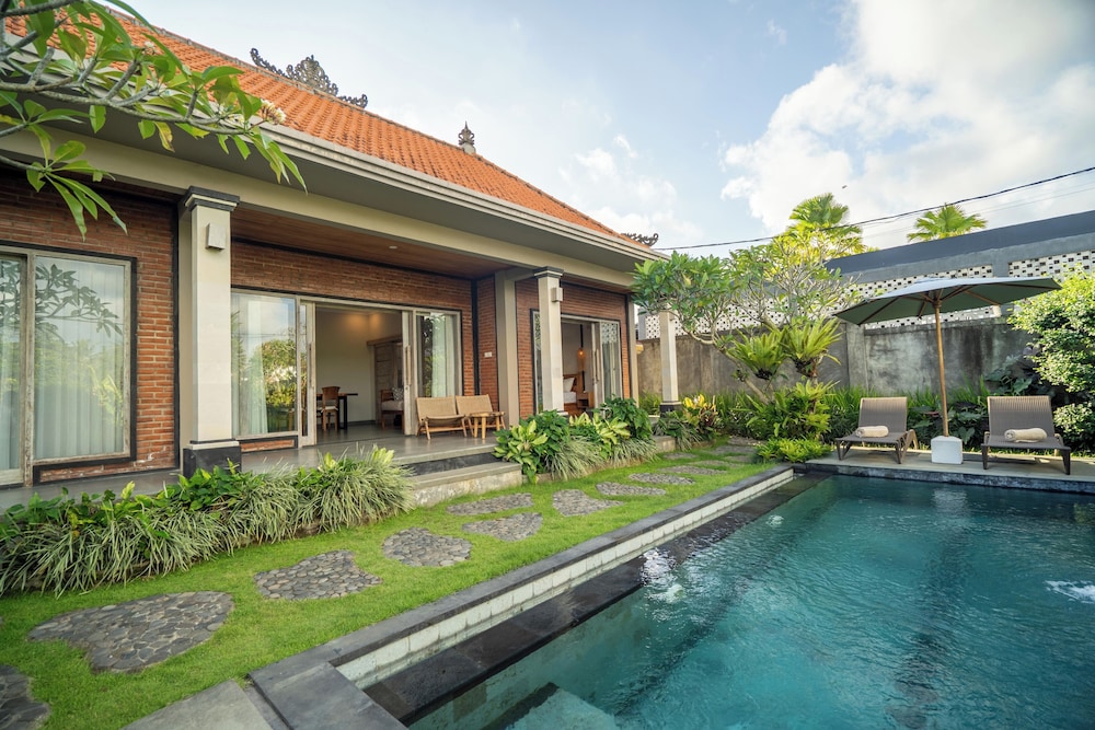 Kesuma Inn Private Villa