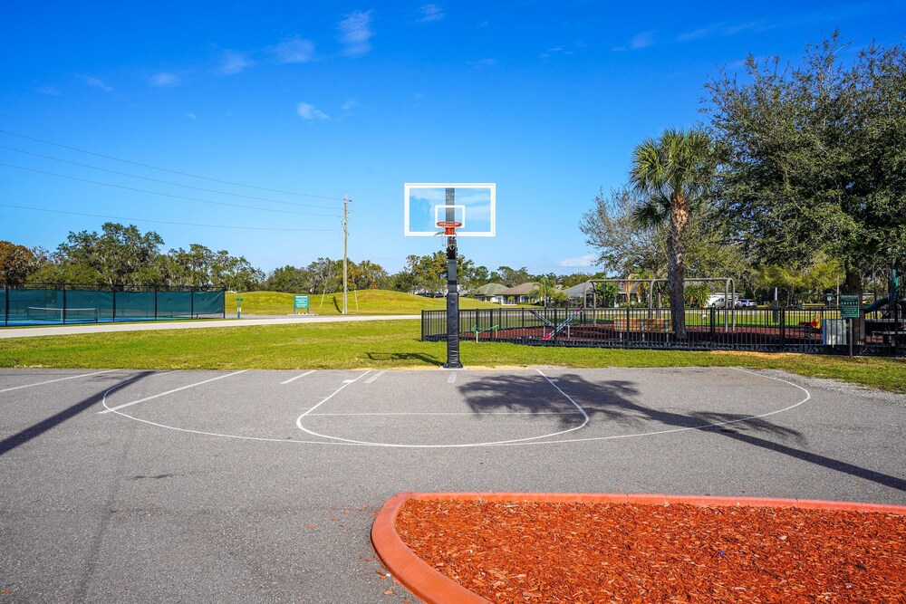 Sebring Vacations - Sebring Retreat w/ Direct Golf Course Access! - Property Image 4