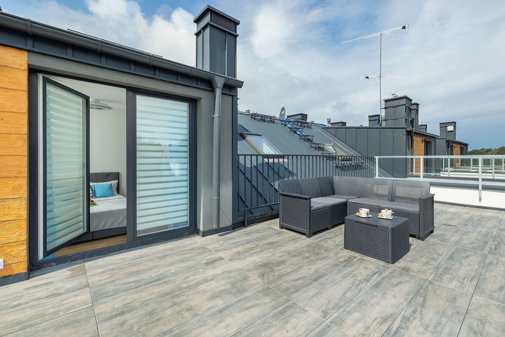 Two-level Apartment by Renters Prestige