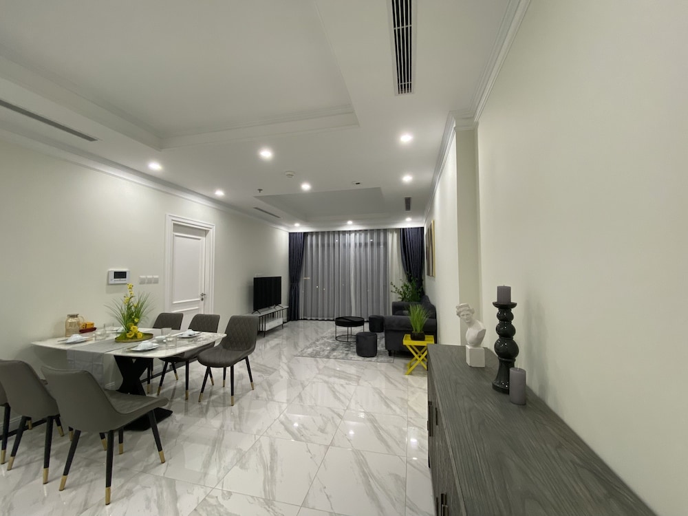 Hateco Laroma Royal Apartments