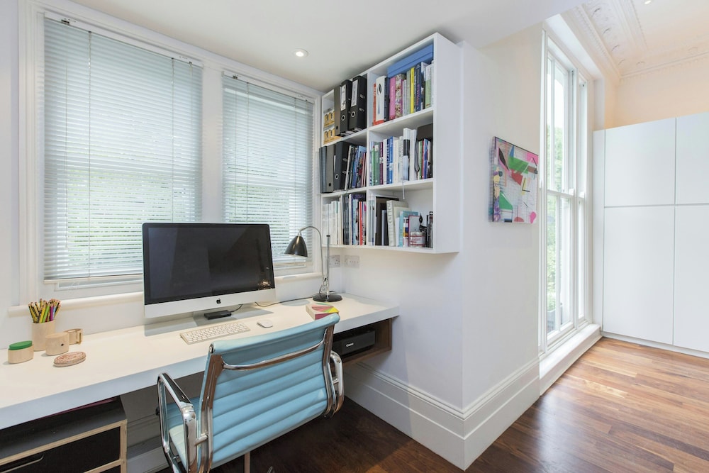 Leamington Road Villas II by Onefinestay