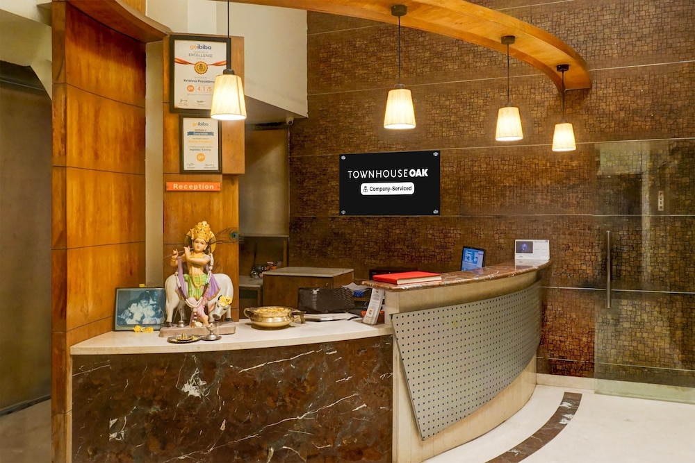 Premium Room Near Pataleshwar Temple, Pune