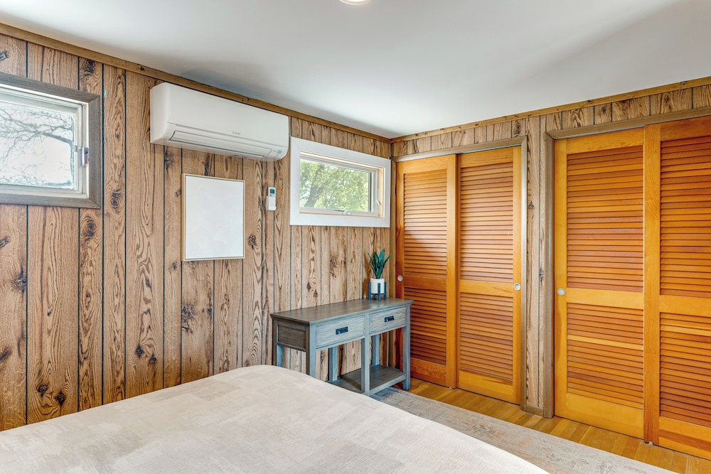 Steps to Powers Lake: Wisconsin Family Home